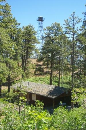 Sandoval Lookout distant